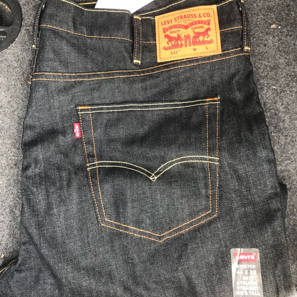 Men’s Levi jeans Big and Tall NWT